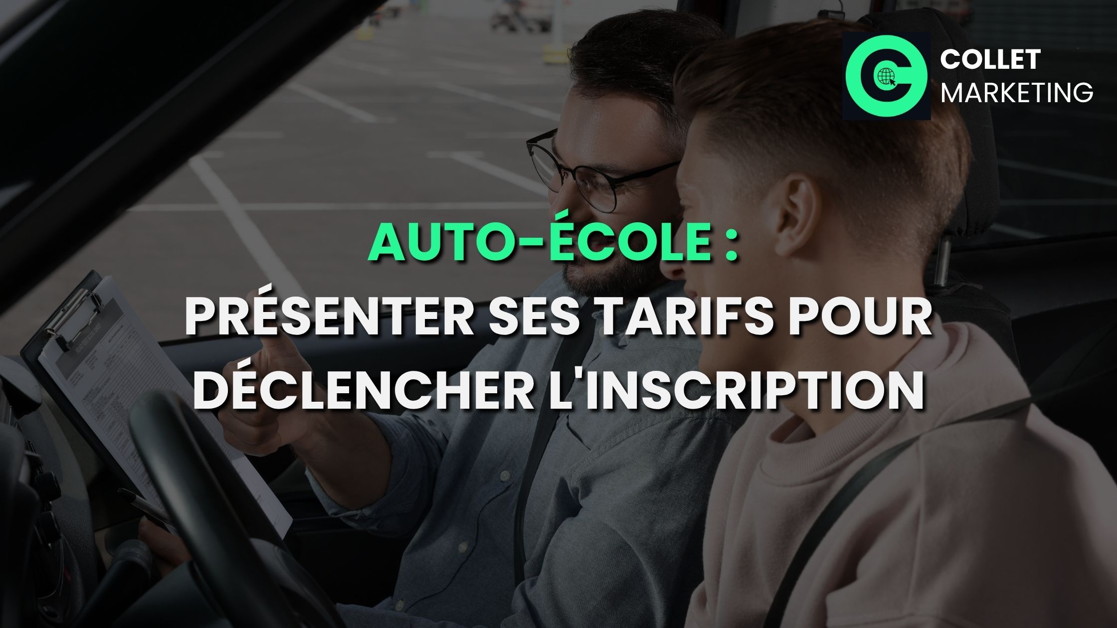 Élève dans la voiture avec son moniteur d'auto-école